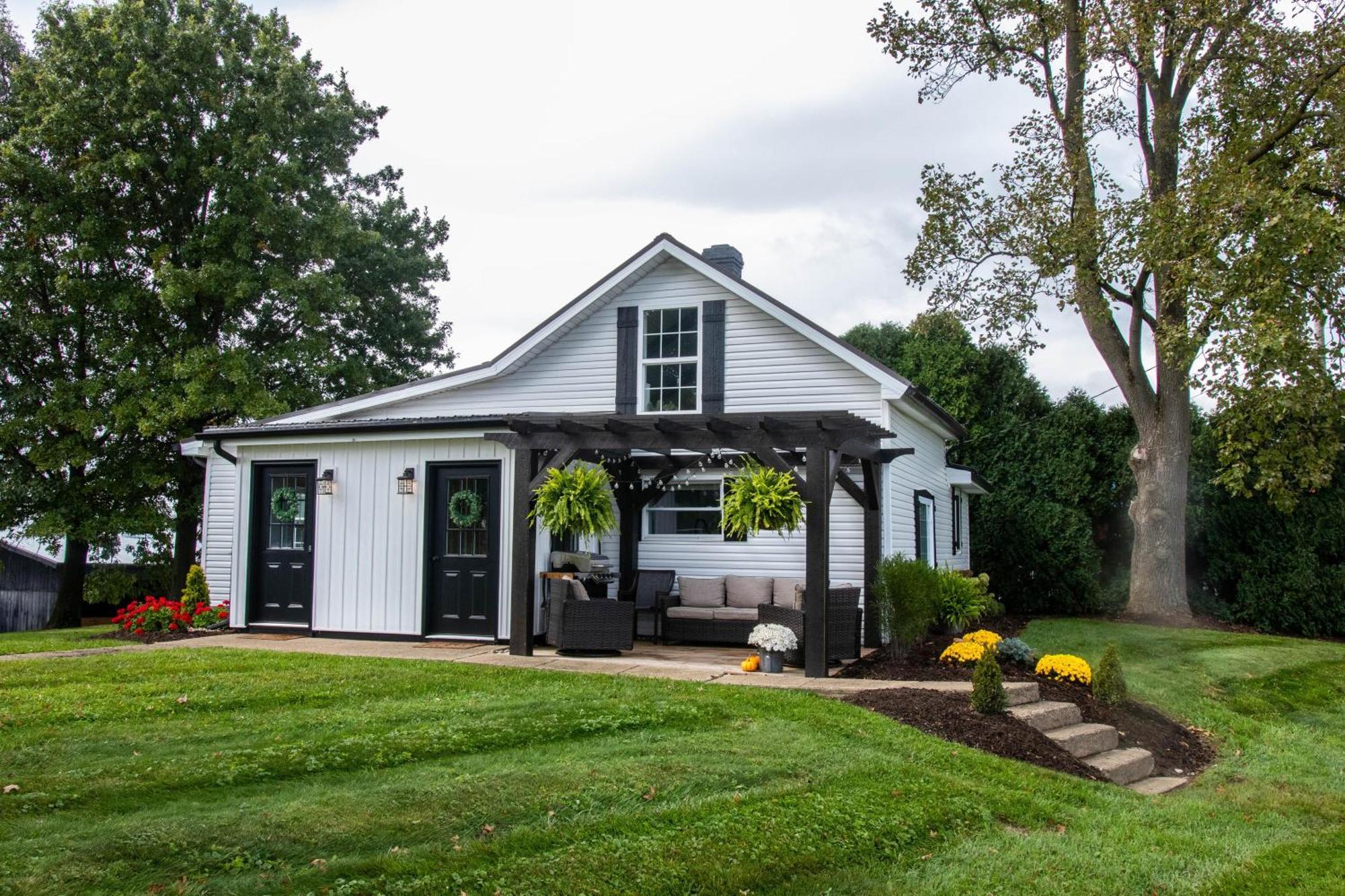 Farmhouse Of Blessings Dundee Bagian luar foto